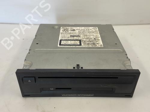 Used Radio VW GOLF VII (5G1, BQ1, BE1, BE2) 1.4 TSI (140 hp) 27919822