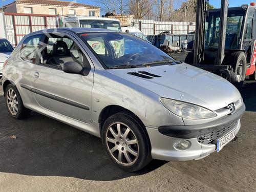 Høyre baklys PEUGEOT 206 Hatchback (2A/C) 2.0 S16 | BP25738472C35 