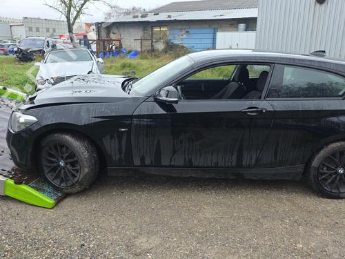 Venstre Styrespindel Lejehus BMW 1 (F21) 116 d (116 hp) 32321902