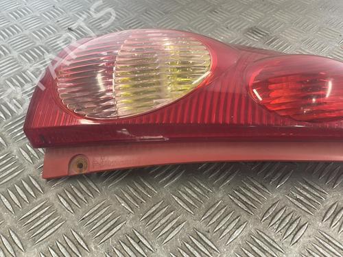 Used Left taillight PEUGEOT 107 (PM_, PN_) 1.4 HDi (54 hp) 25663246