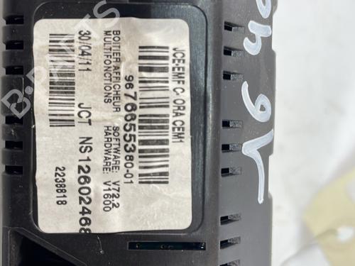 display-monitor-mercedes-benz-vito-bus-w639-2003-25661642 main image