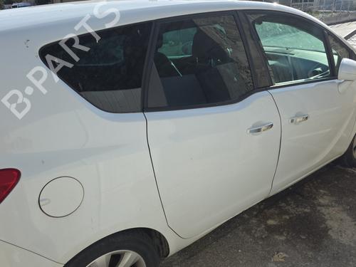 right-front-door-opel-meriva-b-mpv-s10-2010-2011-2012-2013-2014-2015-2016-2017-30922852 main image