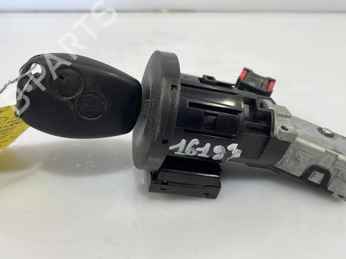 Used Ignition barrel DACIA SANDERO II 1.5 dCi (90 hp) 25880176