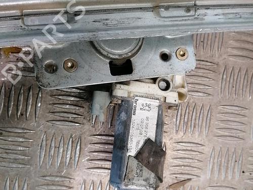 Front right window mechanism PEUGEOT 206 CC (2D) 1.6 16V (2DNFUF, 2DNFUR) | BP25668434C23 