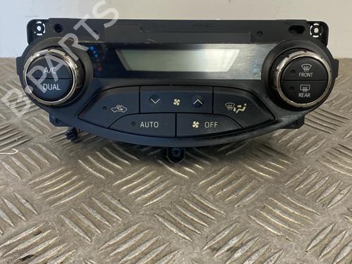 Used Climate control Climate control 25667873 25667873