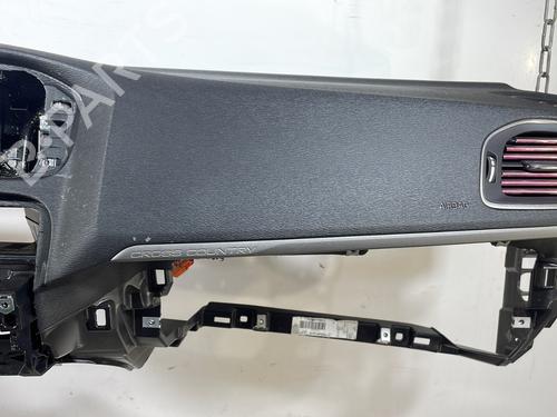 Dashboard VOLVO V40 Hatchback (525) D2 | BP29162291C46 