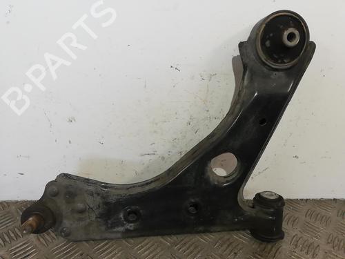 Used Right front suspension arm OPEL ADAM (M13) 1.0 (115 hp) 25670090
