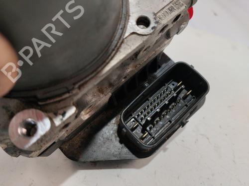 Used ABS pump ABS pump TOYOTA RAV 4 III (_A3_) 2.2 D 4WD (ALA30_, ALA30R) (150 hp) 33805849 33805849
