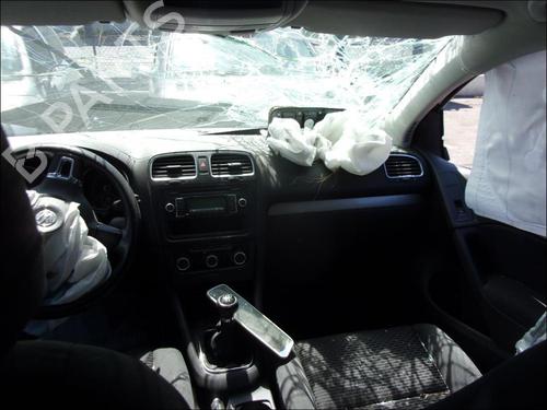 Instrument cluster VW GOLF VI (5K1) 1.6 TDI | BP25670548C47