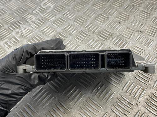 Used Engine control unit (ECU) RENAULT ZOE (BFM_) ZOE (88 hp) 25668050