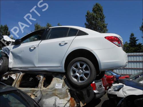 Right headlight CHEVROLET CRUZE (J300) 2.0 CDI | BP25664439C29