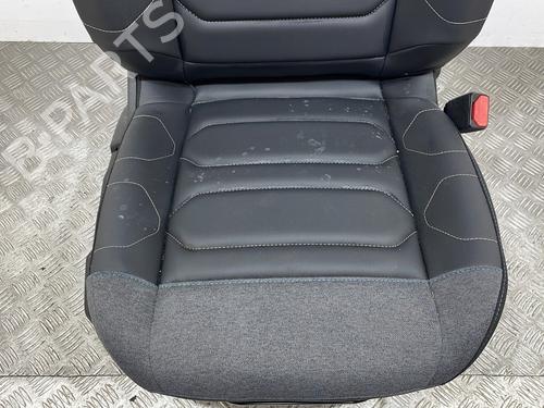 Right front seat CITROËN C4 III (BA_, BB_, BC_) 1.2 PureTech 130 (BAHNSA, BAHNSB) | BP25669202C16  - Image 7