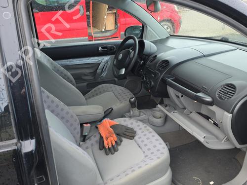 Used Right front seat VW NEW BEETLE (9C1, 1C1) 1.6 (102 hp) 32686387
