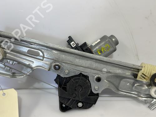 Used Right rear window motor RENAULT MEGANE IV Hatchback (B9A/M/N_) 1.2 TCe 130 (B9MR) (130 hp) 25669160