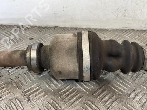 Used Right front driveshaft Right front driveshaft PEUGEOT 207 (WA_, WC_) 1.6 HDi (90 hp) 25662213 25662213
