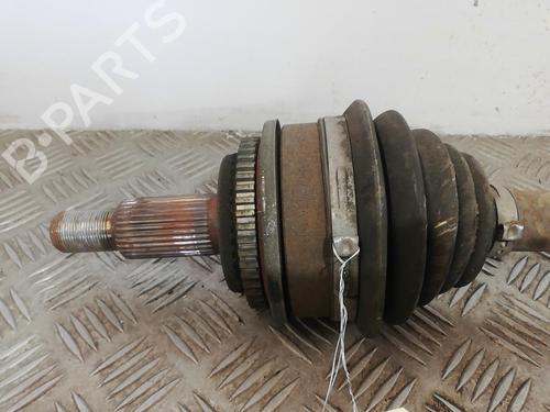 Left rear driveshaft LAND ROVER RANGE ROVER SPORT I (L320) 3.0 D 4x4 | BP25667331M40 