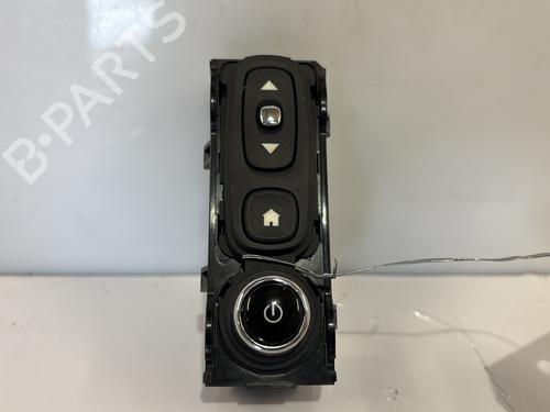 Used Switch RENAULT CAPTUR I (J5_, H5_) 1.2 TCe 120 (118 hp) 27699674