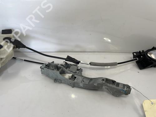 Used Front right lock PEUGEOT 208 I (CA_, CC_) 1.2 VTI 82 (82 hp) 26557406