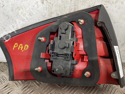 right-taillight-audi-a6-c5-4b2-4b4-1997-1998-1999-2000-2001-2002-2003-2004-2005-25669345 main image
