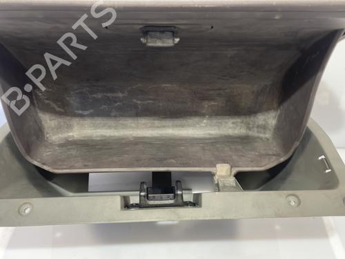 Used Glove box Glove box RENAULT MASTER II Van (FD) 2.5 dCi 120 (FD0M, FD0U, FD0W, FD2M, FD2W, FD3M, FD3U,... (115 hp) 26154715 26154715