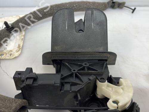 Tailgate lock AUDI TT (8J3) 2.0 TDI quattro | BP25661695C101 