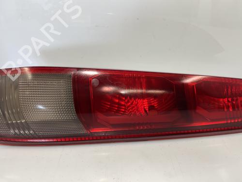 Used Right taillight NISSAN X-TRAIL I (T30) 2.2 Di 4x4 (114 hp) 25880173