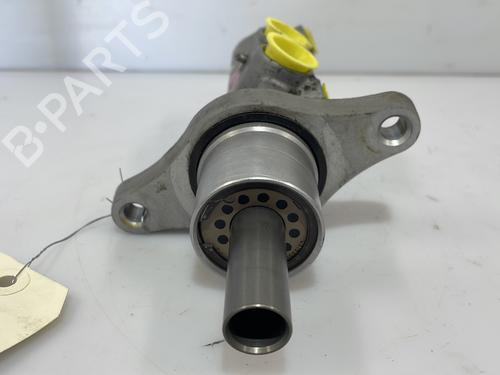 Brake master cylinder VW TOURAN (1T1, 1T2) 1.9 TDI | BP25666727M77 