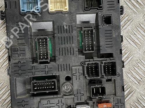 Fuse box PEUGEOT 308 I (4A_, 4C_) 1.6 HDi | BP25665556E1 