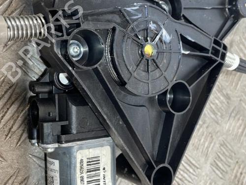 Used Right front window motor Right front window motor 25669525 25669525