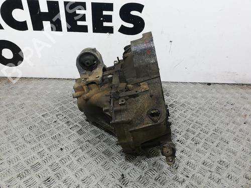 Used Gearbox NISSAN ALMERA TINO (V10) 2.2 dCi (136 hp) 25665207