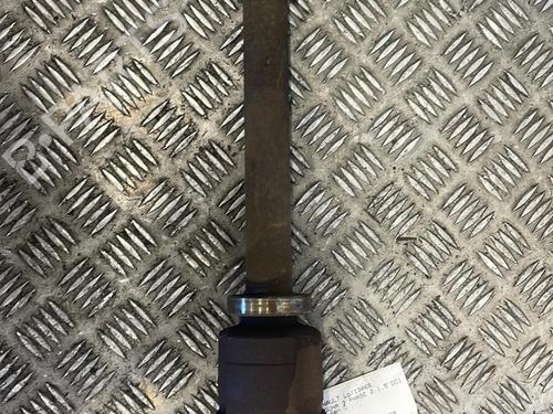 Used Right front driveshaft RENAULT LAGUNA III (BT0/1) 1.5 dCi (BT00, BT0A, BT0T, BT1J) (110 hp) 25670857