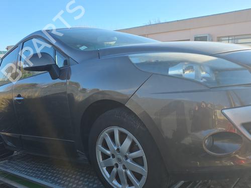 Used ECU airbags RENAULT SCÉNIC III (JZ0/1_) 1.9 dCi (JZ0J, JZ1J, JZ1K, JZ1S) (131 hp) 31811735