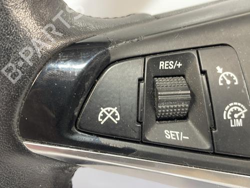 steering-wheel-opel-adam-m13-2012-2013-2014-2015-2016-2017-2018-2019-27884317 main image