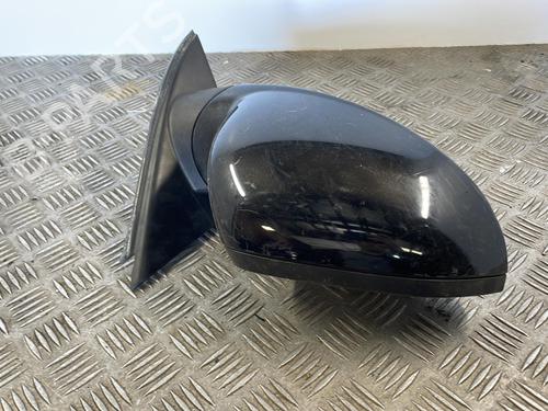 Used Right mirror OPEL INSIGNIA A (G09) 2.0 CDTI (68) (131 hp) 25670424
