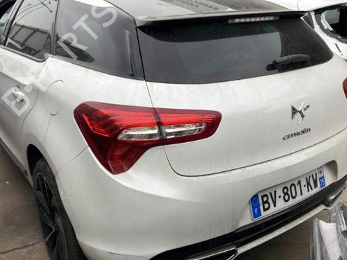 Middle console CITROËN DS5 2.0 HDi 200 Hybrid4 All-wheel Drive | BP25663988I22 