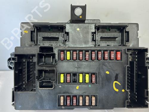 Used Fuse box CITROËN JUMPER II Van 2.2 HDi 130 (130 hp) 27679211
