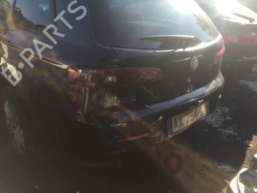 Left headlight ALFA ROMEO 159 Sportwagon (939_) 1.9 JTDM 16V (939BXC1B) | BP25671033C28