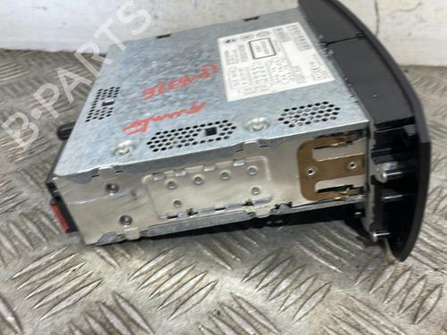 Radio FIAT PUNTO EVO (199_) 1.3 D Multijet (199AXC1A, 199BXC1A, 199AXT1A, 199BXT1A) | BP25669587E6