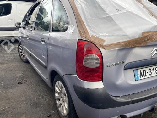 Engine control unit (ECU) CITROËN XSARA PICASSO (N68) 2.0 HDi | BP25667379M57