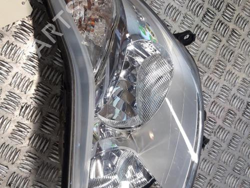 Left headlight CITROËN C5 II (RC_) 2.0 HDi (RCRHRH) | BP25671075C28 
