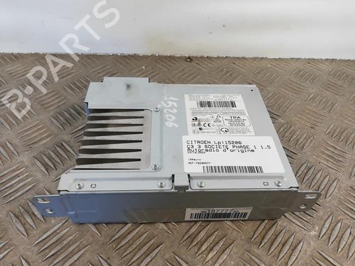 Used Radio Radio CITROËN C3 III Van (SX_, SY_) BlueHDi 100 (102 hp) 25662751 25662751