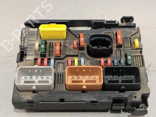 Used Fuse box Fuse box CITROËN C4 Picasso I MPV (UD_) 1.6 HDi (109 hp) 39897202 39897202