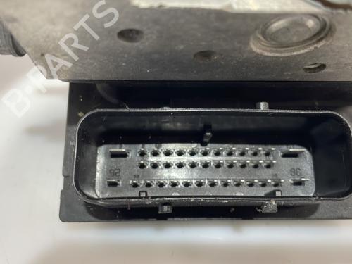 Used ABS pump ABS pump BMW 5 (E60) 545 i (333 hp) 25668515 25668515