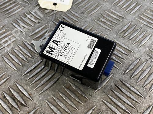 Used Electronic module Electronic module TOYOTA AURIS (_E18_) 1.8 Hybrid (ZWE186_, ZWE186R) (136 hp) 25665377 25665377