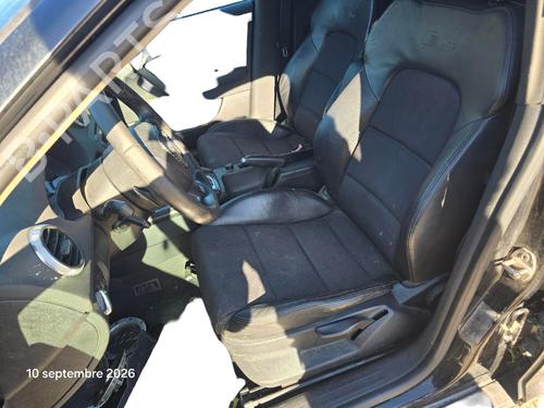 Used Right front seat Right front seat 39018067 39018067