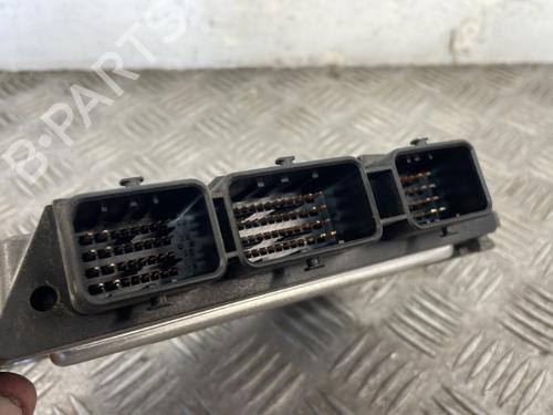 Used Engine control unit (ECU) Engine control unit (ECU) RENAULT MEGANE II (BM0/1_, CM0/1_) 1.9 dCi (BM0G, CM0G) (120 hp) 25667182 25667182