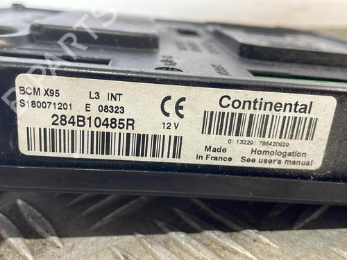 Used Fuse box Fuse box RENAULT MEGANE III Coupe (DZ0/1_) 2.0 TCe (DZ0K) (180 hp) 25662803 25662803