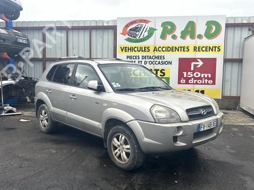 Scheinwerfer links für HYUNDAI TUCSON (JM) 2.0 CRDi All-wheel Drive (113 hp) 32133663