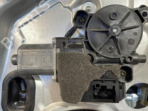 Front right window mechanism VW TRANSPORTER T5 Van (7HA, 7HH, 7EA, 7EH) 2.0 TDI | BP26743696C23 