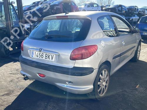 Høyre baklys PEUGEOT 206 Hatchback (2A/C) 2.0 S16 | BP25738472C35 